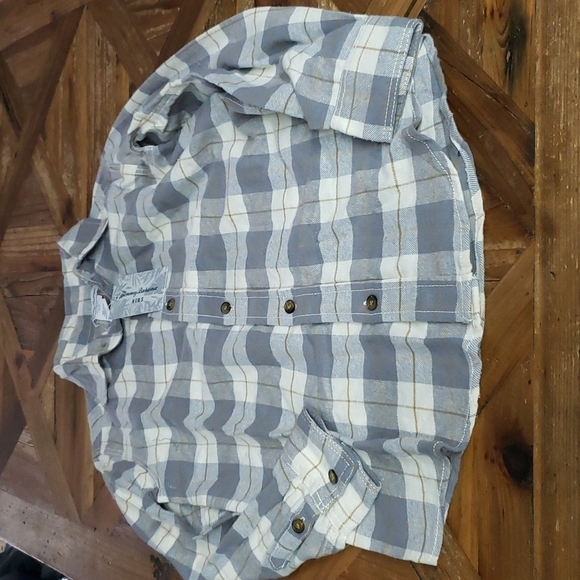 TOMMY Bahama button down top - Picture 1 of 2